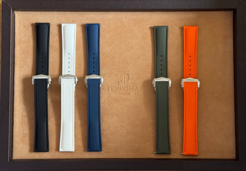 Sailcloth rubber straps