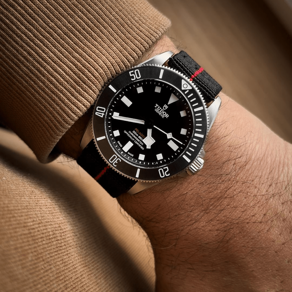 Black - Red Elastic loop - Tempomat Madrid